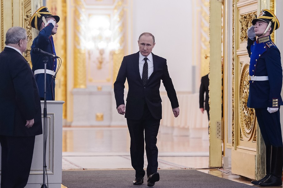 putin_caminando_getty